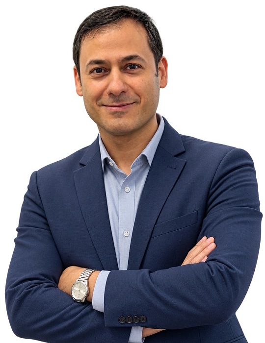 Portrait of Mojtaba Farzaneh